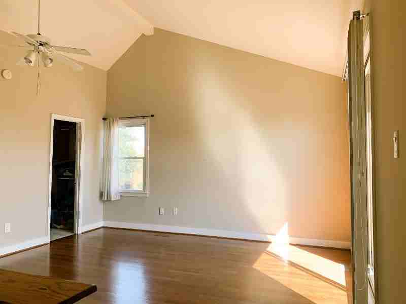 92B N Bedford St - Photo 4 of 11