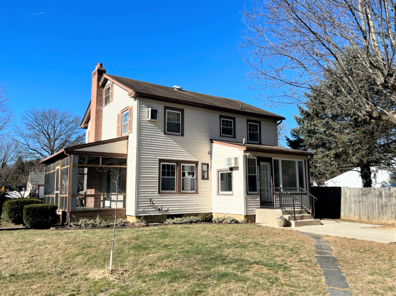 201 N American Ave - Photo 4 of 42