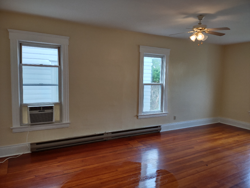 304 Hall Ave #2 - Photo 6 of 12