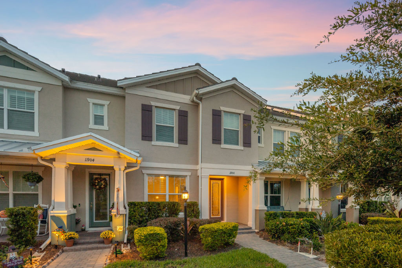 11908 Pebble Dr - Photo 2 of 46