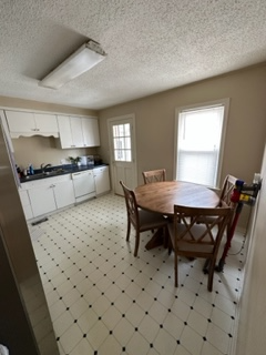 125 E 35th Pl - Photo 6 of 16