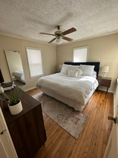 125 E 35th Pl - Photo 7 of 16