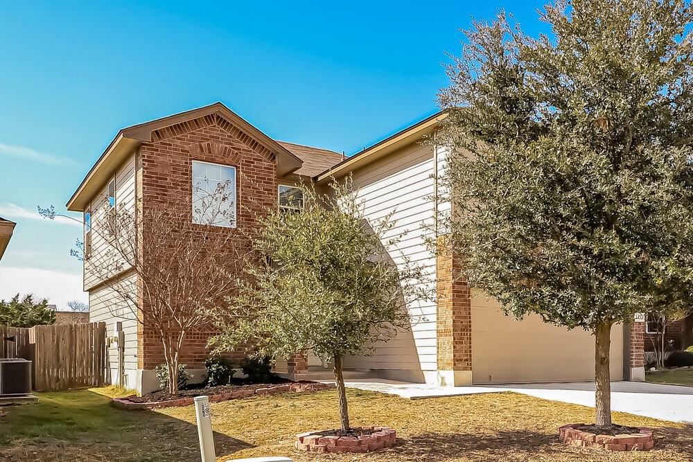 1433 Anise Ln - Photo 4 of 20