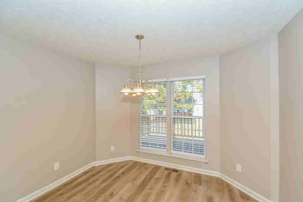 7660 S Swift Rd - Photo 6 of 17