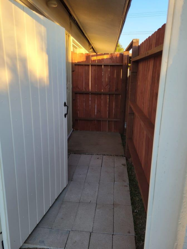 9920 Mollyknoll Ave - Photo 6 of 6