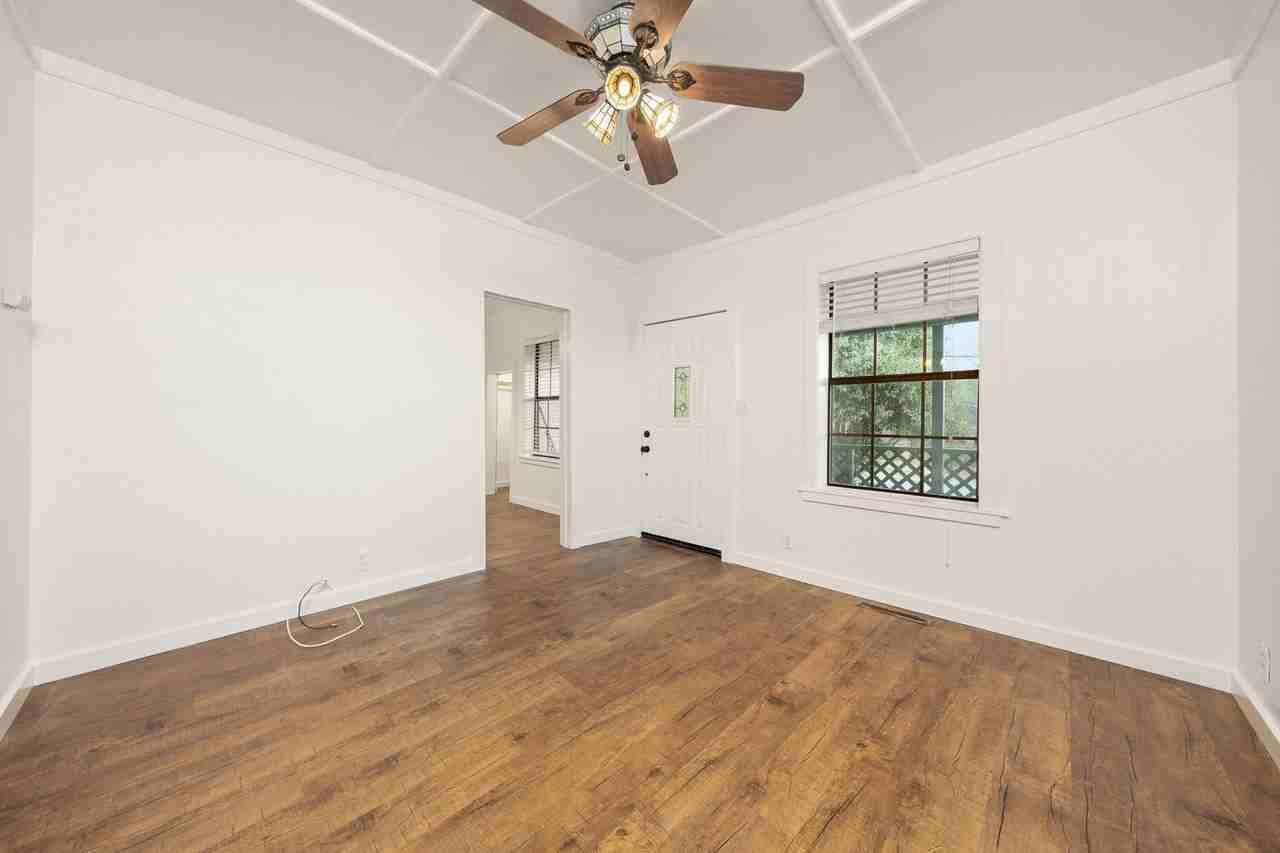 7255 Quarry Ln - Photo 5 of 13