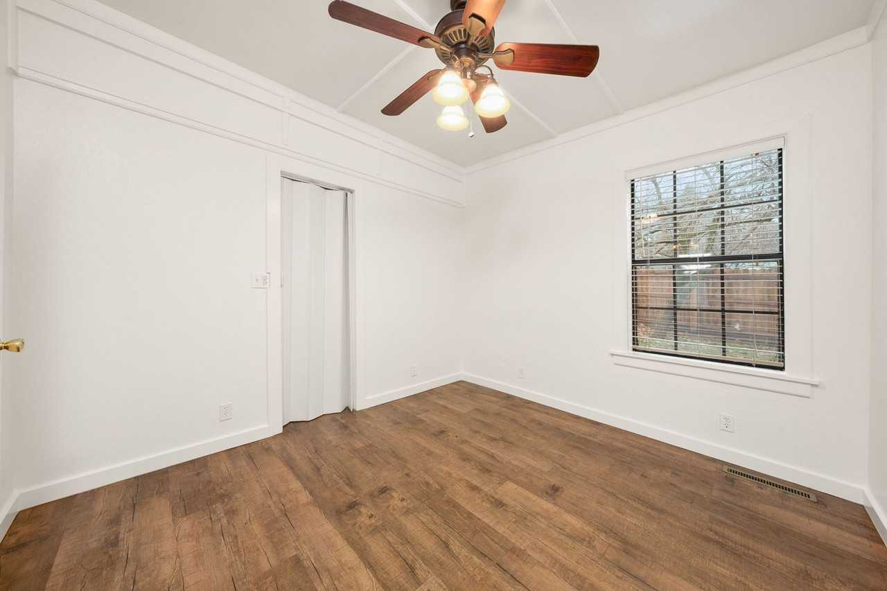 7255 Quarry Ln - Photo 7 of 13