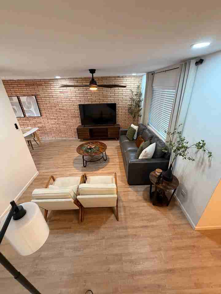 1600 W Nolana Ave #11 - Photo 5 of 15