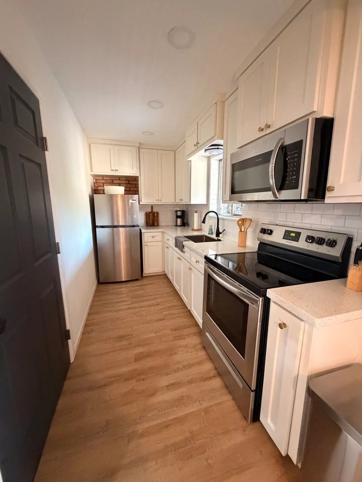 1600 W Nolana Ave #11 - Photo 6 of 15