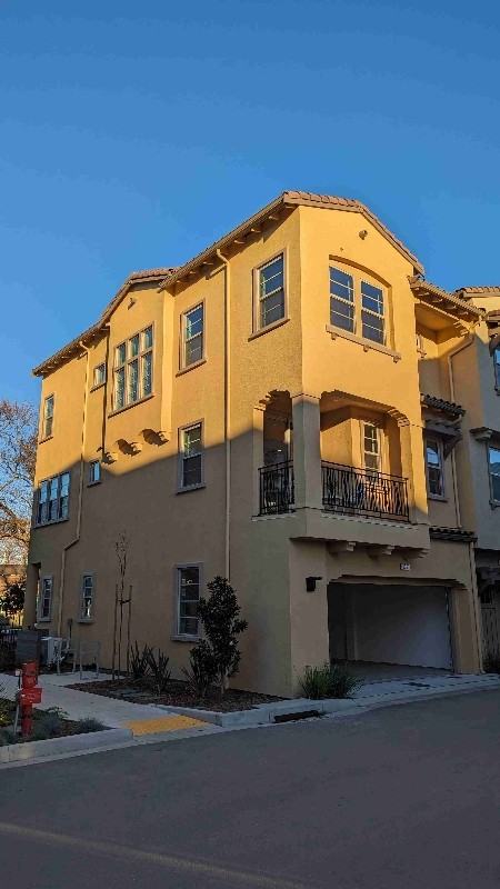 1343 W Middlefield Rd #R1 - Photo 2 of 15