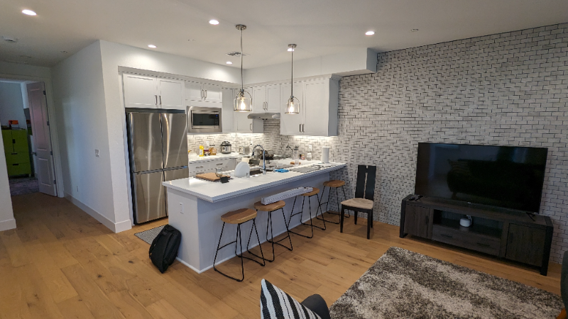 1343 W Middlefield Rd #R1 - Photo 5 of 15