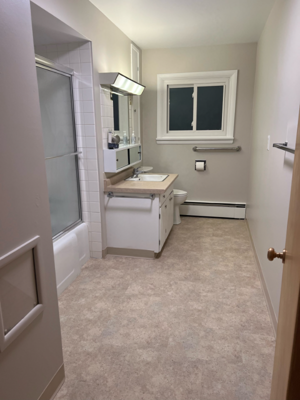 1235 10th St W - Photo 7 of 12