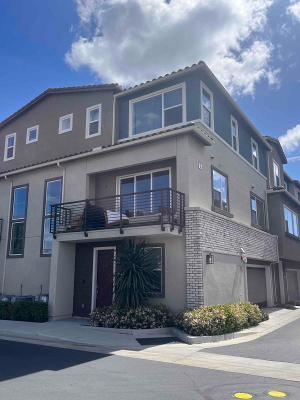 279 Carmona - Photo 2 of 18