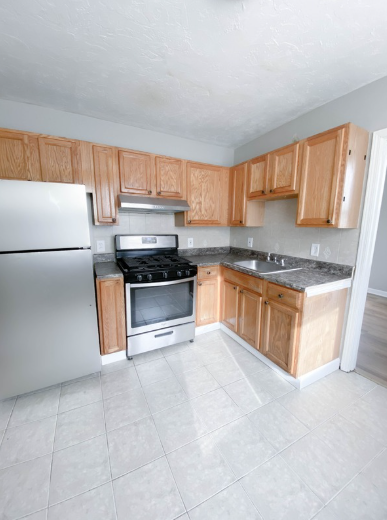 1227 Sea St #1 - Photo 2 of 5