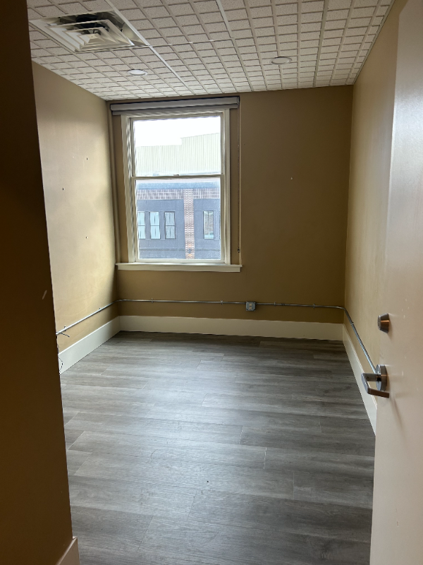 12 2nd St Ne #6 - Photo 3 of 13