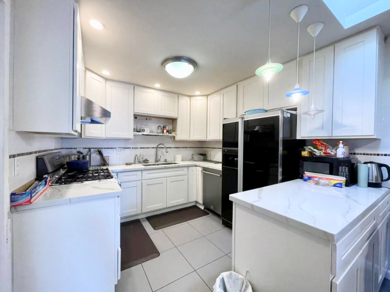 207 Anita Dr - Photo 5 of 9