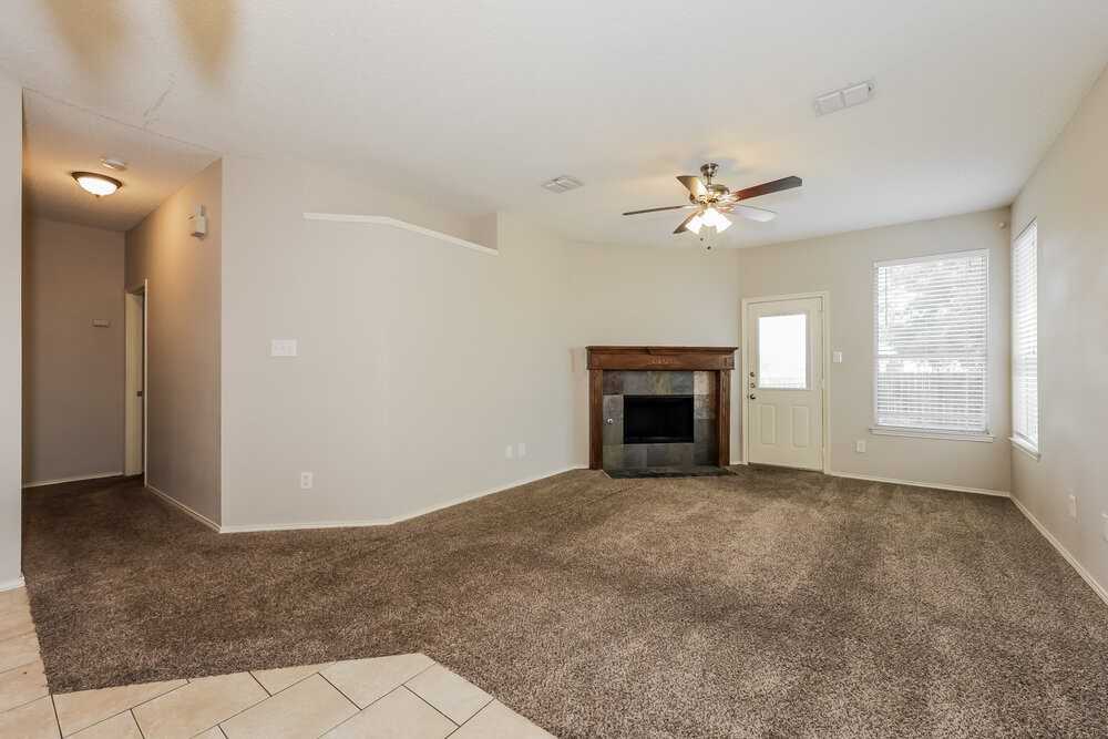 1101 Trinity Trl - Photo 3 of 16