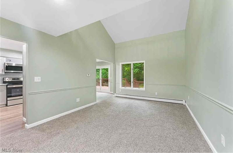 6881 Chestnut Ridge Rd #A - Photo 4 of 19