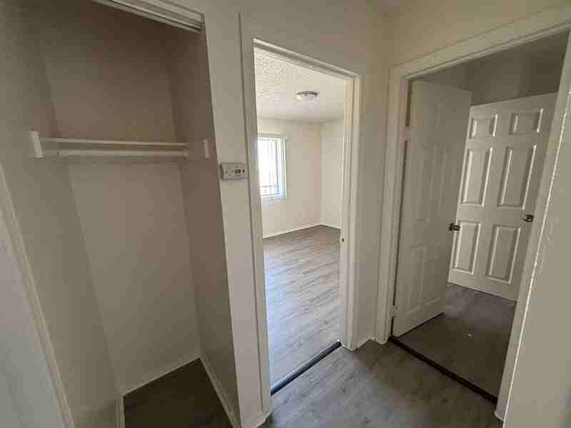 509 E Avenue Q1 #4 - Photo 6 of 13