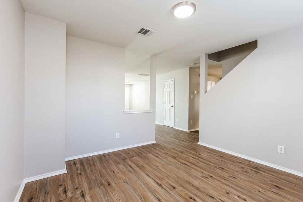 1619 Spice Spg - Photo 7 of 20