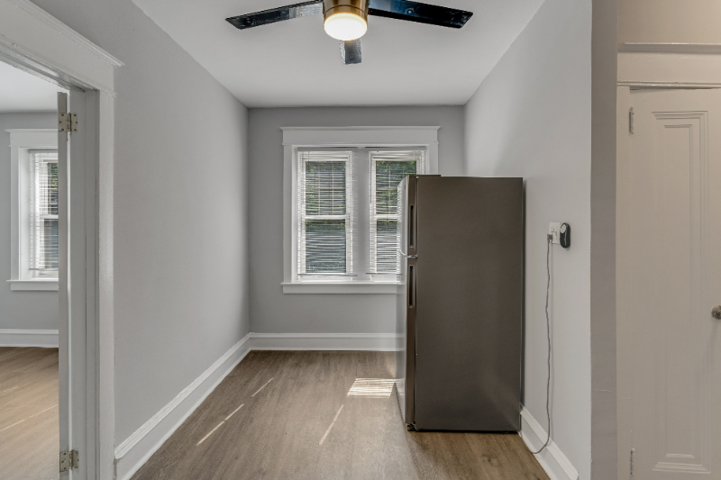 7057 Cresheim Rd #B14 - Photo 5 of 5
