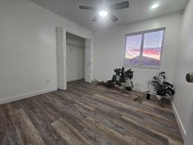 1555 Es - Photo 1 of 1