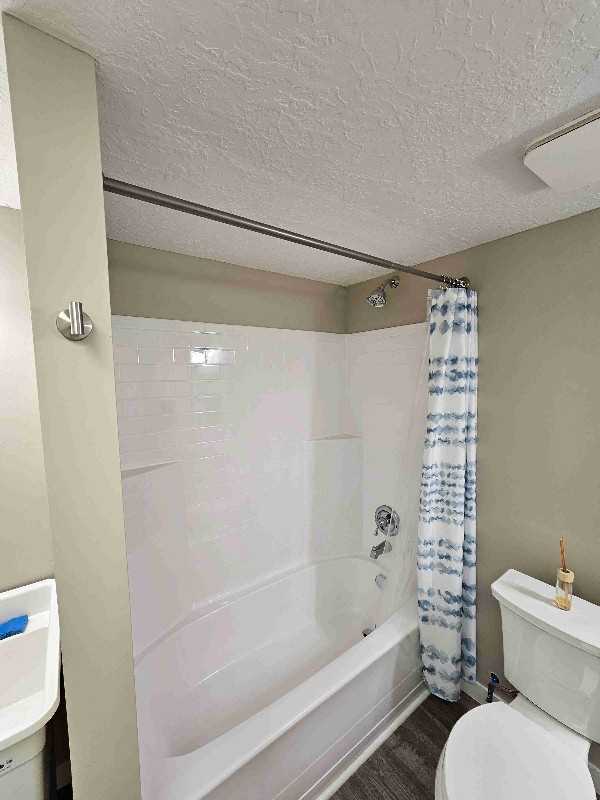 1555 Es - Photo 6 of 7