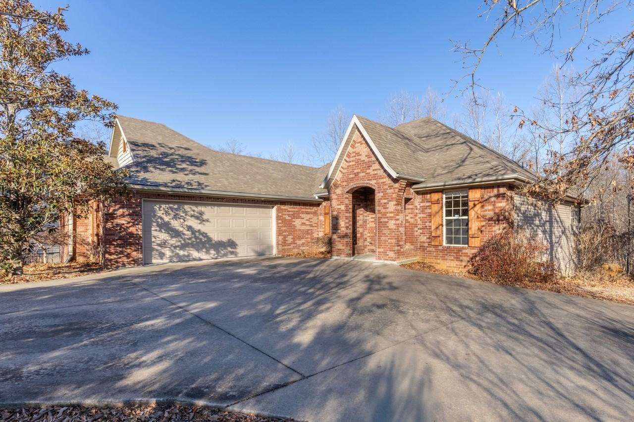 1 Winchester Ln - Photo 3 of 20