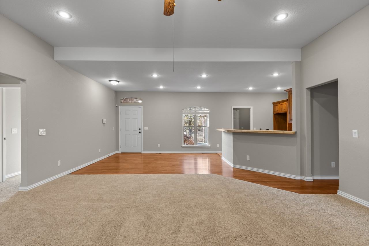 1 Winchester Ln - Photo 7 of 20