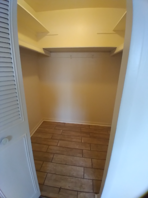 3300 Kenmore Rd #102 - Photo 6 of 8