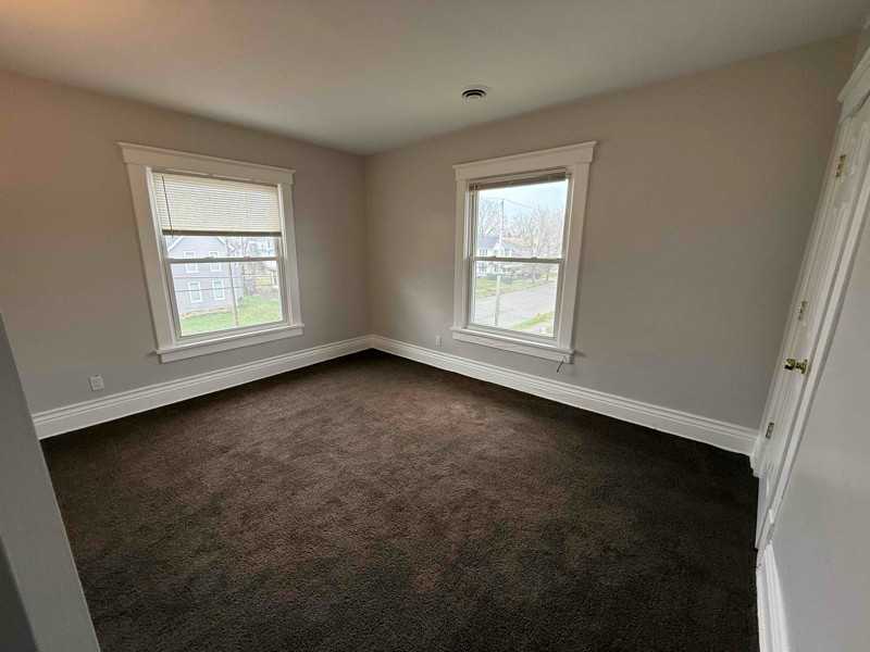 505 6th St Ne - Photo 7 of 20