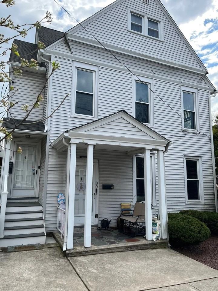 32 N Broad St - Photo 2 of 19