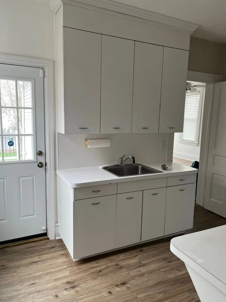 32 N Broad St - Photo 4 of 19