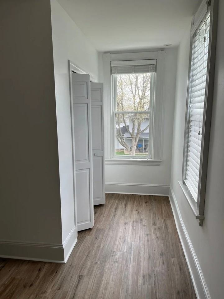 32 N Broad St - Photo 7 of 19