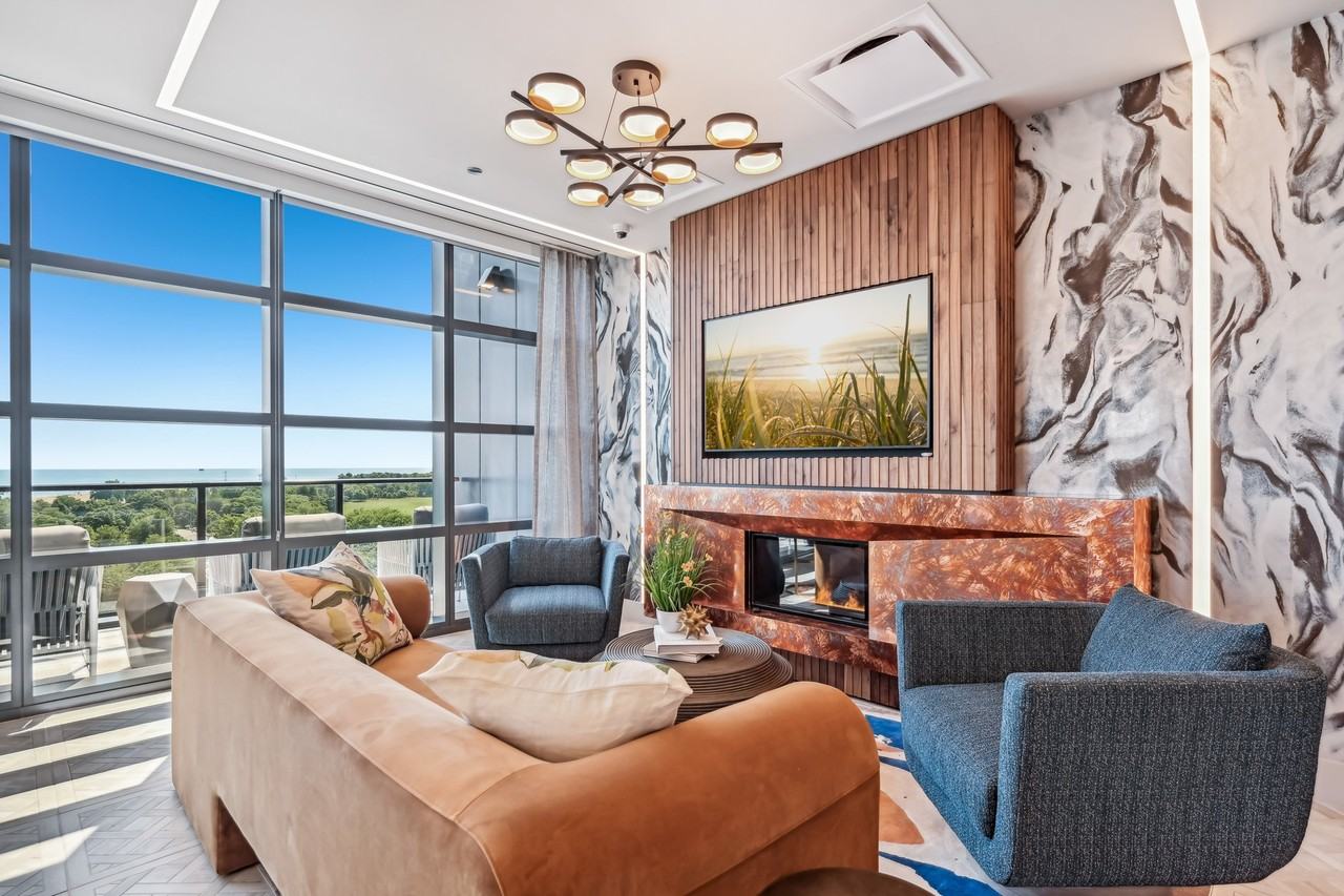 4600 North Marine Drive #302 - Photo 5 of 11