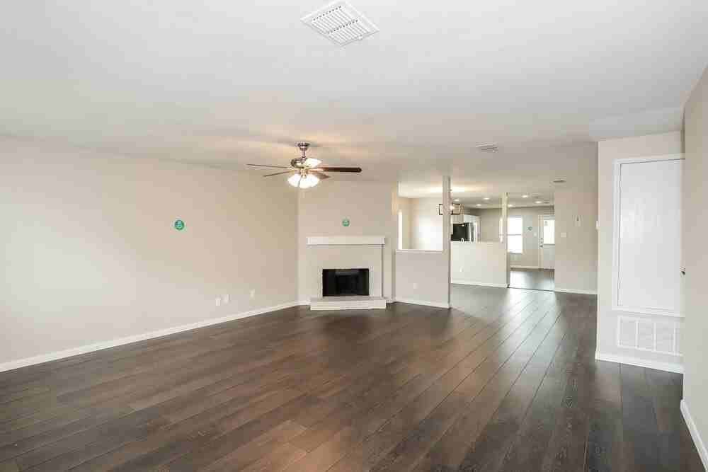 6019 Guilia Dr - Photo 5 of 16