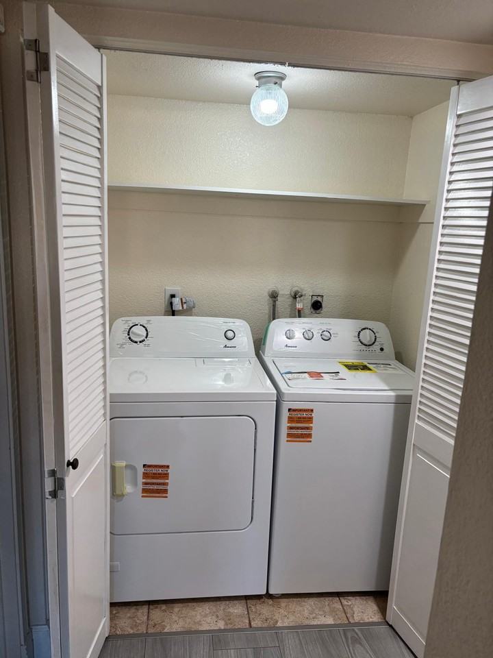 1727 Melrose Ave #35 - Photo 7 of 15