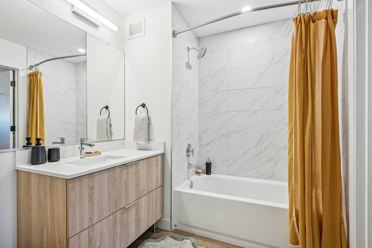 4600 North Marine Drive #302 - Photo 4 of 11