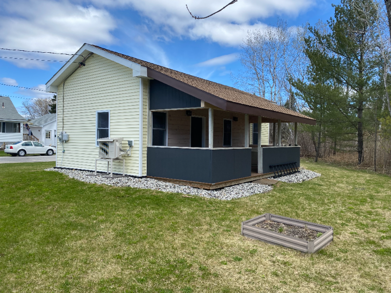 34 Mellon St - Photo 3 of 20