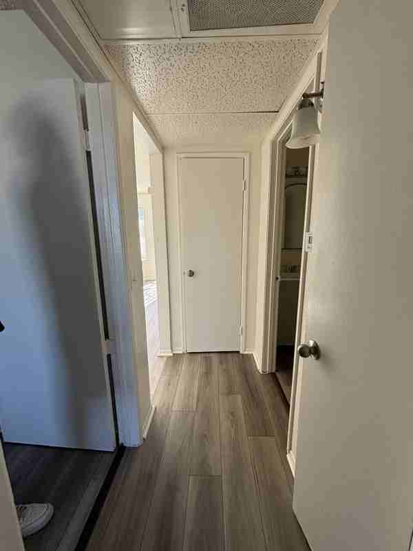 1134 E Avenue Q - Photo 7 of 8