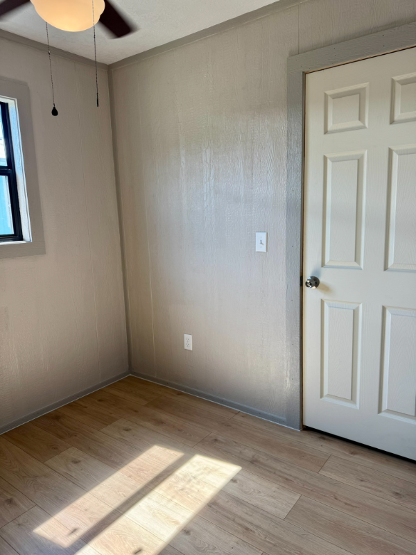 194 Lighthouse Lp - Photo 3 of 19