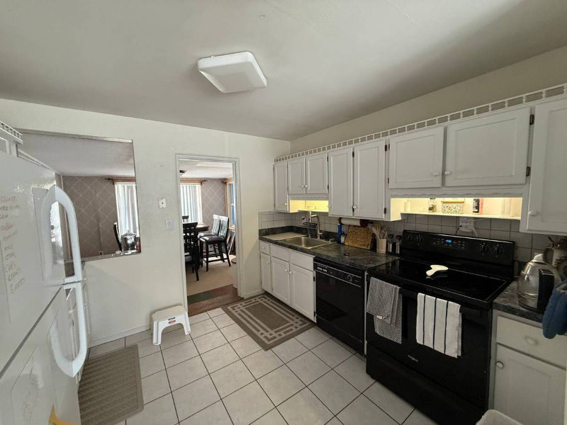 23 Hibiscus Dr - Photo 3 of 14