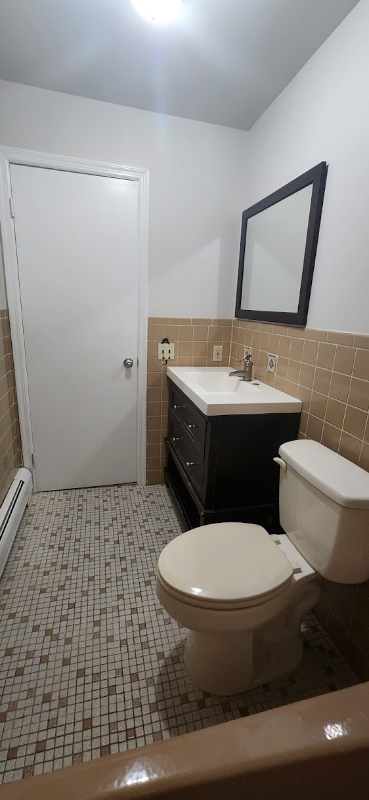 219 Roosevelt St #3 - Photo 7 of 9