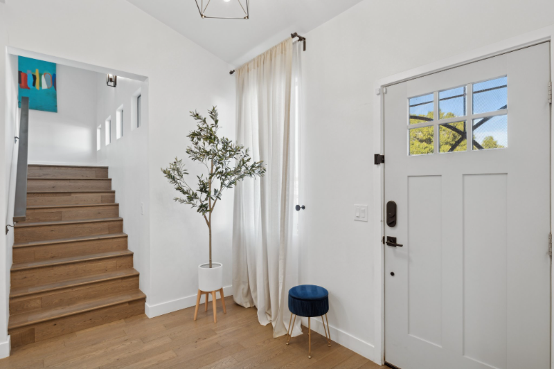 1923 E Monterey Way - Photo 3 of 20