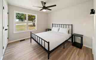 featured image of 610 W Fairview St