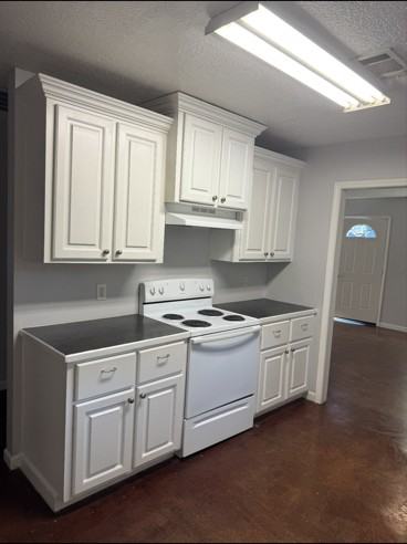 1039 13th St - Photo 6 of 13