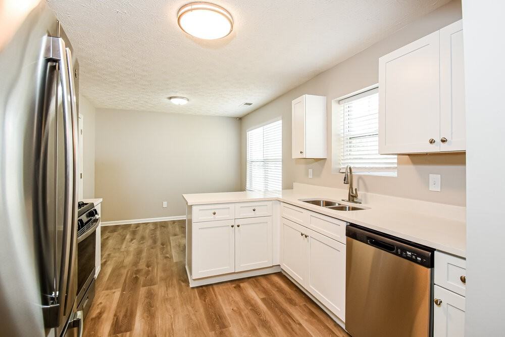 2816 Golden Club Bnd - Photo 7 of 16