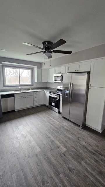 146 Howard St #146 - Photo 3 of 11