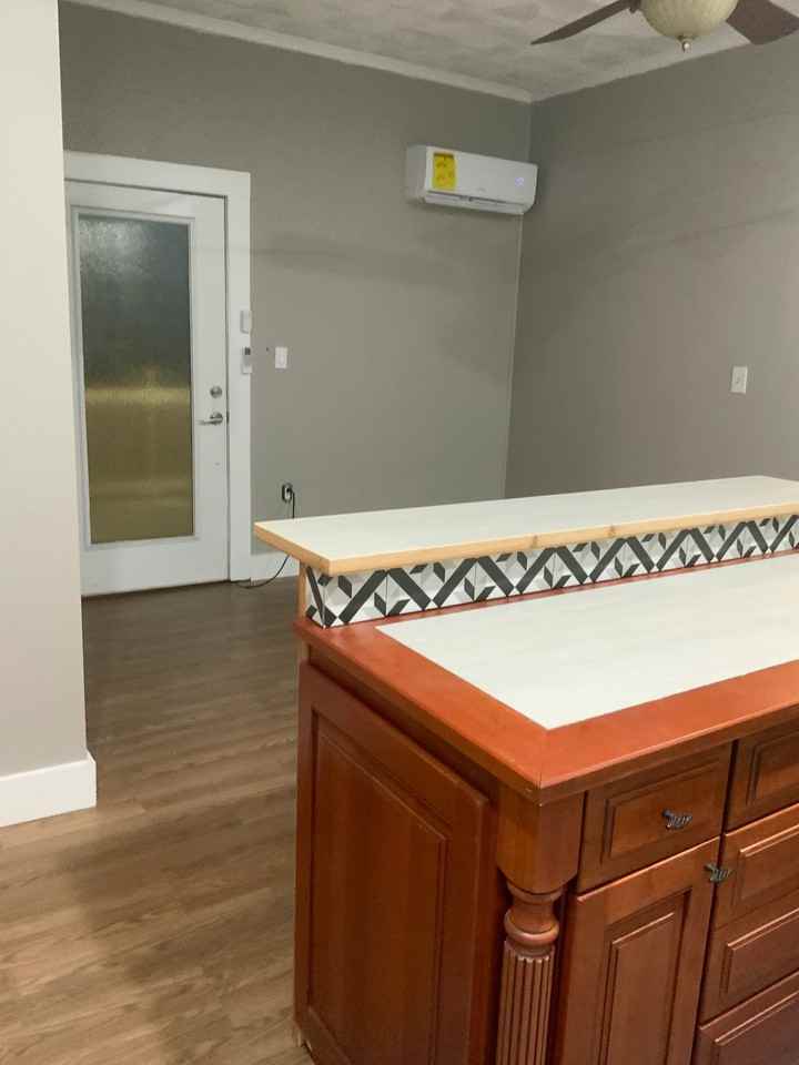 422 Nw Desoto St - Photo 3 of 14