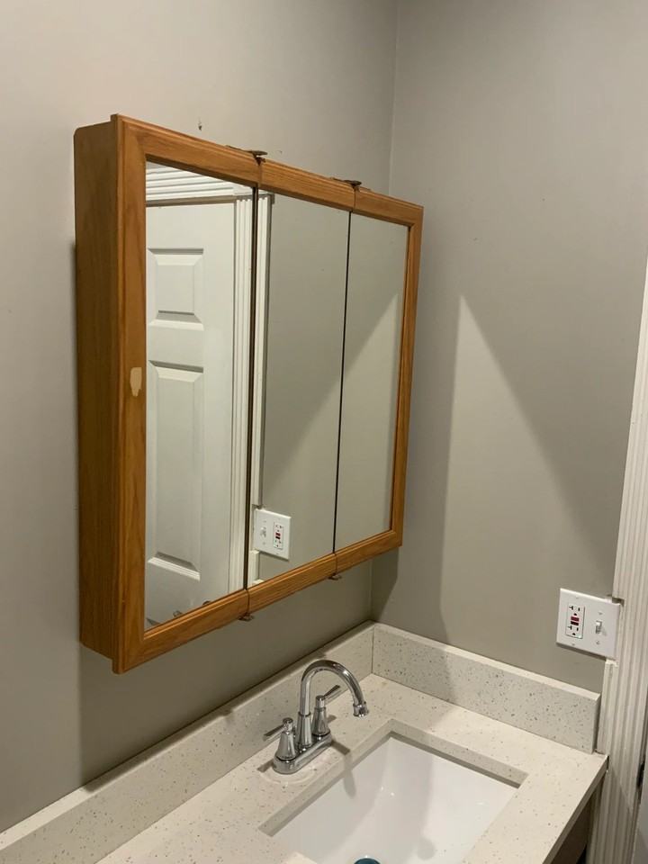 422 Nw Desoto St - Photo 6 of 14